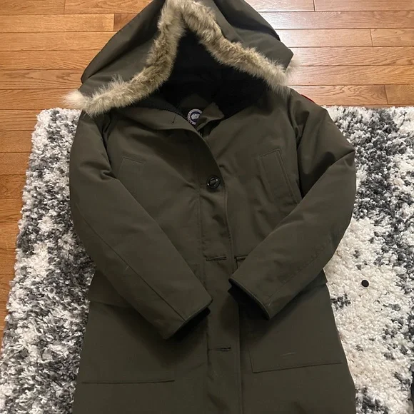 CANADA GOOSE BRONTE PARKA Down Jacket  Military Green Khaki Polyester - Picture 4 of 14
